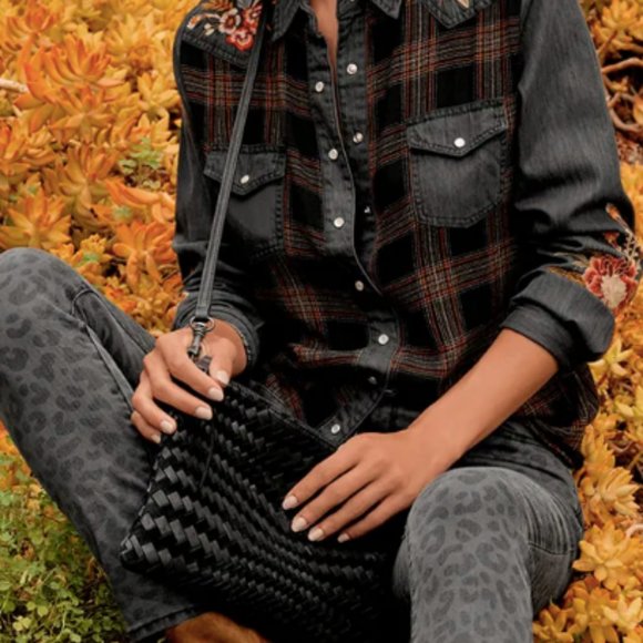 Johnny Was Woven Leather Crossbody - Picture 3 of 11